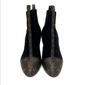 LOUIS VUITTON MONOGRAM REVIVAL SUEDE ANKLE BOOTS 38